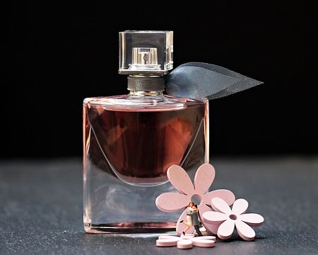 Perfumaria e Cosmética,A M