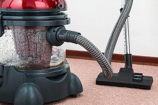 vacuum-cleaner-657719_150.jpg
